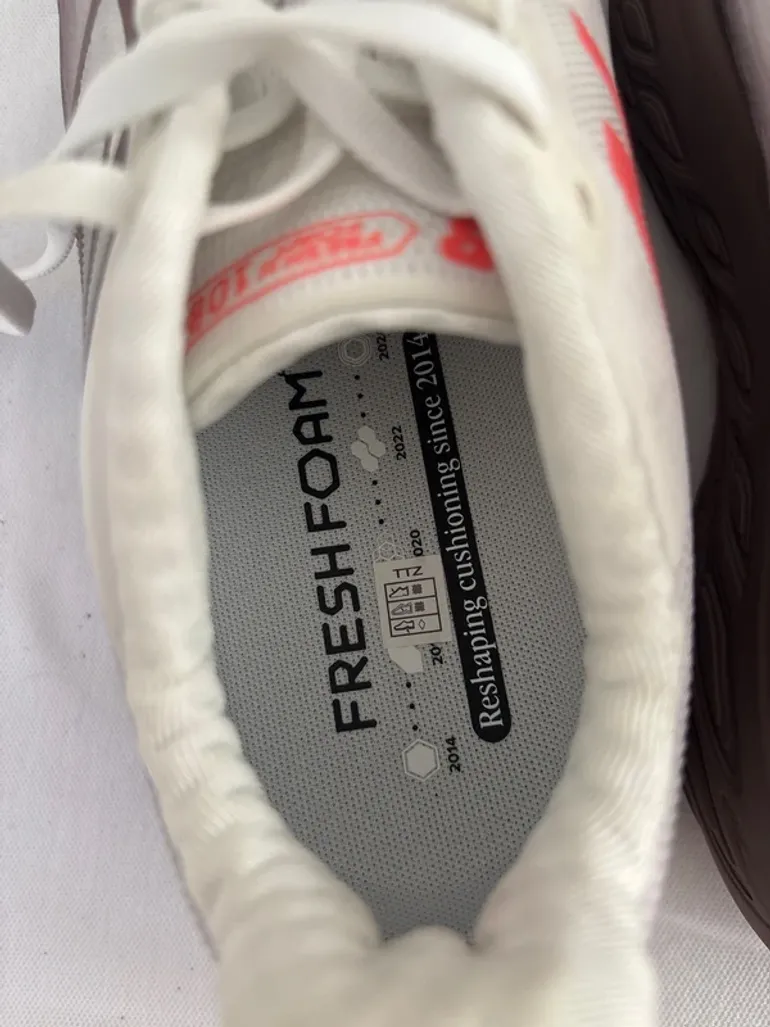 Used New Balance Fresh Foam x 1080 v14 bike — image 7 of 9