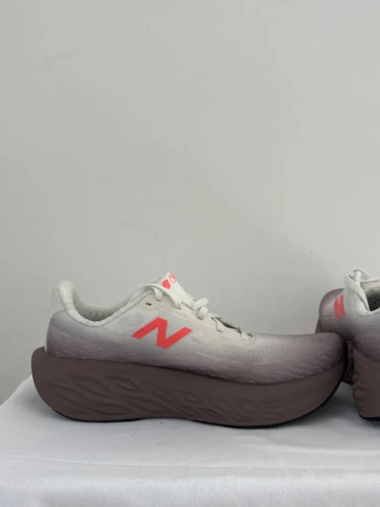 Used New Balance Fresh Foam x 1080 v14 bike — image 9 of 9