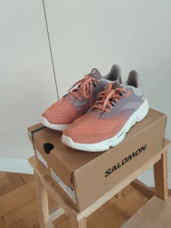 Gebrauchtes Salomon Baskets saumon et lila Running Shoes
