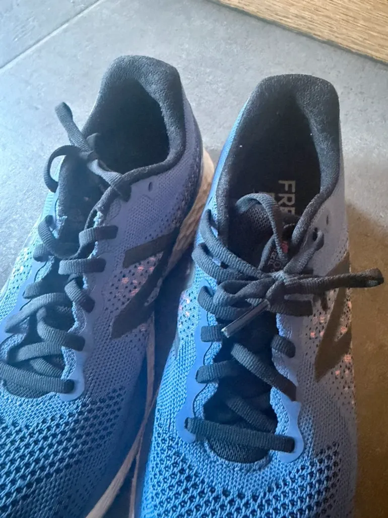 Used New Balance Fresh Foam bike — image 3 of 5
