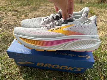 Käytetty Brooks Ghost 17 Running Shoes