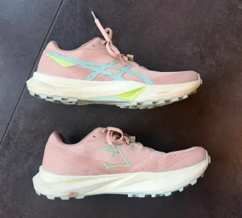 Used Asics Fuji Lite 6 bike — image 4 of 8