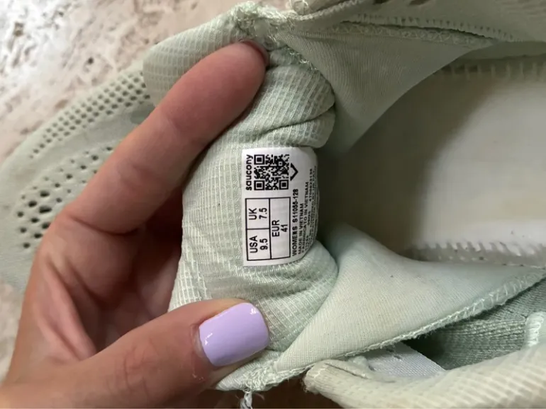 Used Saucony Ride 19 bike — image 3 of 5