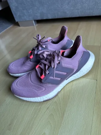 Gebrauchtes Adidas Ultra Boost 22 Running Shoes