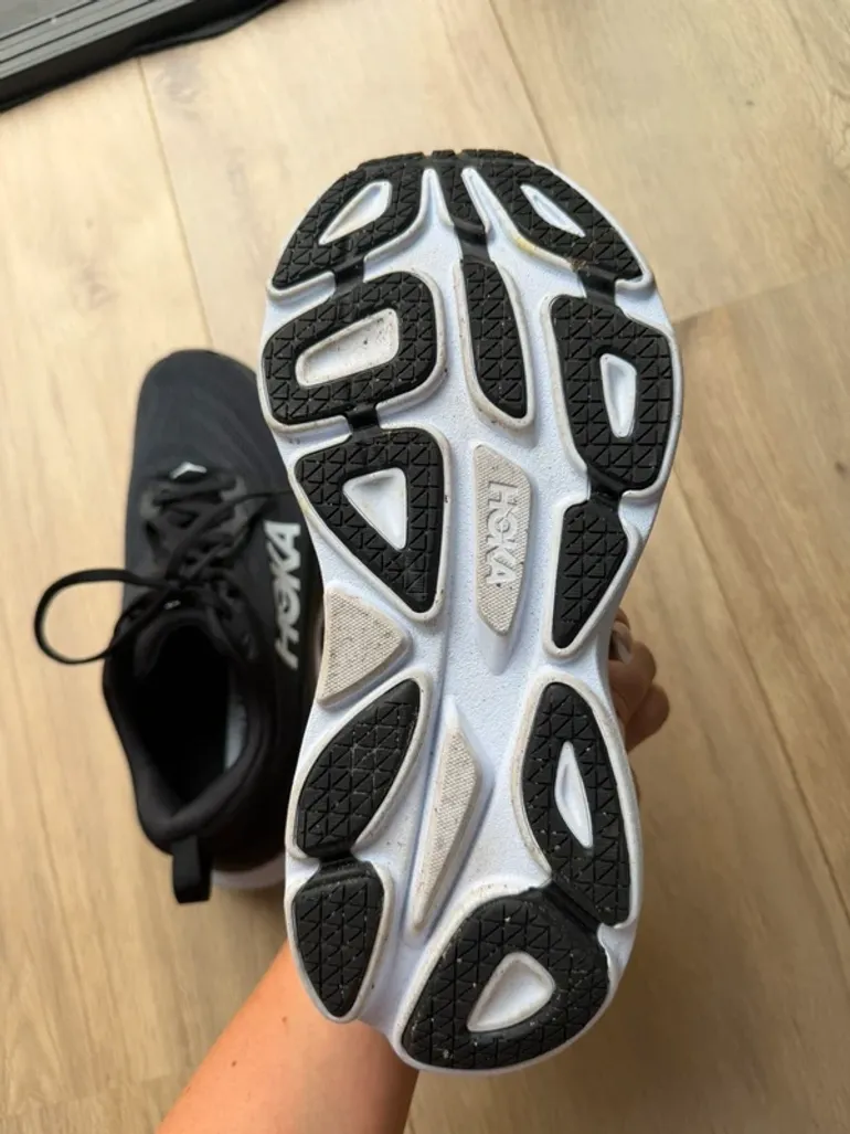 Used Hoka Hardloopschoenen bike — image 4 of 5