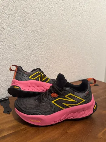 Gebrauchtes New Balance Fresh Foam X Hierro v8 bike — Bild 1 von 5