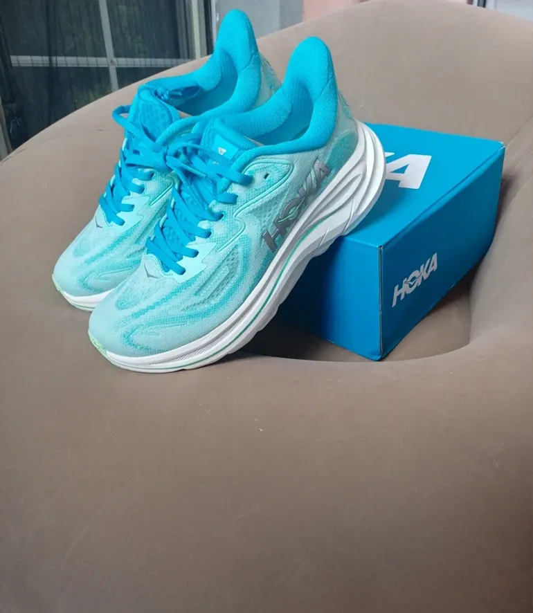 Used Hoka Clinton bike — image 2 of 4