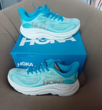 Gebrauchtes Hoka Clinton Running Shoes