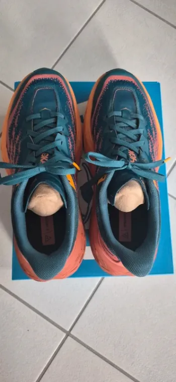 Used Hoka Speedgoat 5 bike — image 3 of 6