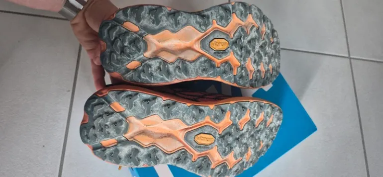 Used Hoka Speedgoat 5 bike — image 4 of 6