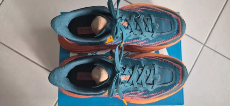 Used Hoka Speedgoat 5 bike — image 5 of 6
