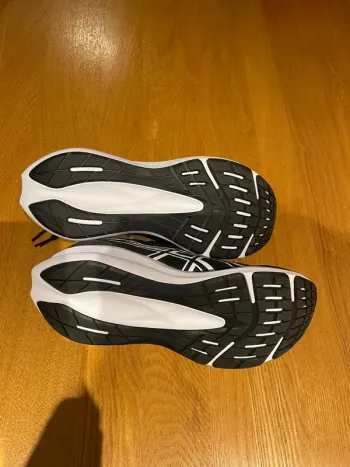 Used Asics Patriot 14 bike — image 2 of 5