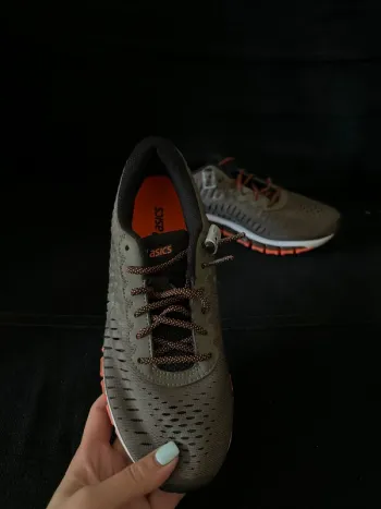 Używany Asics Running Shoes bike — zdjęcie 2 z 3