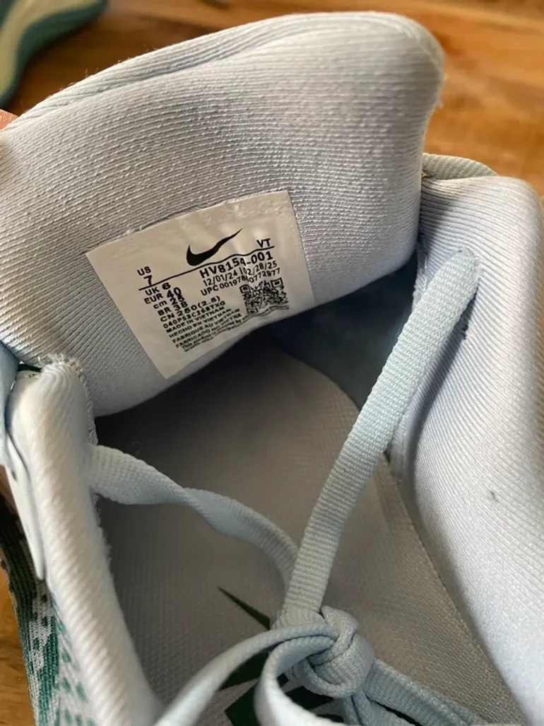 Used Nike Vomero plus bike — image 6 of 6