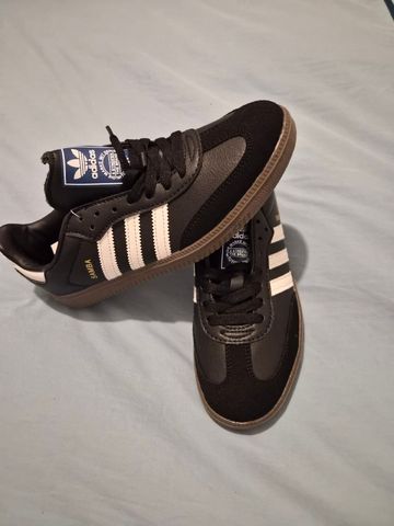 Used Adidas samba Basketball