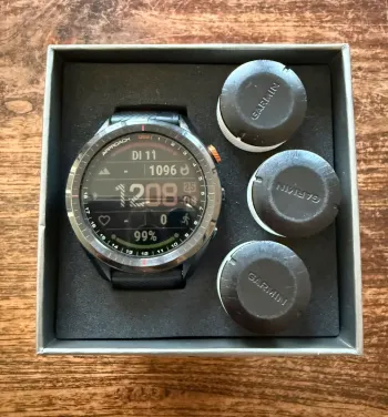 Tweedehands Garmin Approach S62 bike — afbeelding 2 van 9