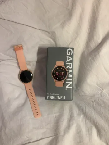 Used Garmin vívoactive 6 Electronics