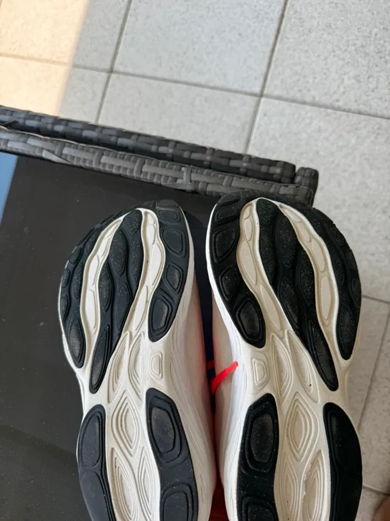 Used New Balance 1080 bike — image 5 of 5