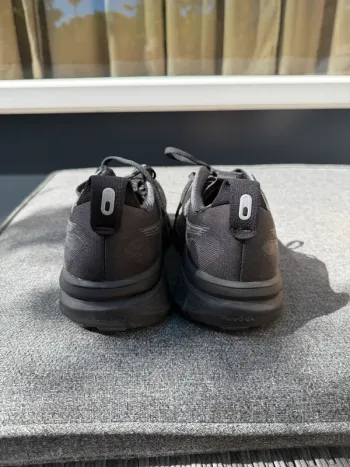 Used Asics Gel Kayano 33 bike — image 3 of 3