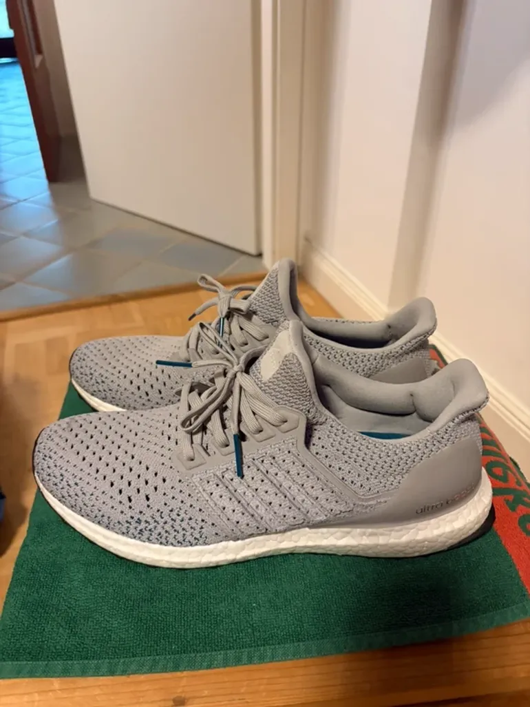 Used Adidas UltraBoost CLIMA bike — image 2 of 3
