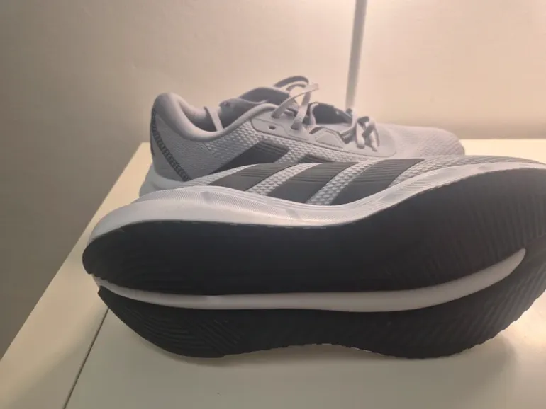 Used Adidas Running & Court Sneakers - Gr. 40 bike — image 2 of 9