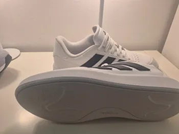 Used Adidas Running & Court Sneakers - Gr. 40 bike — image 3 of 9