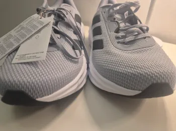 Tweedehands Adidas Running & Court Sneakers - Gr. 40 Running Shoes