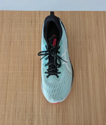 Asics Novablast 5 bike d'occasion — image 4 sur 5