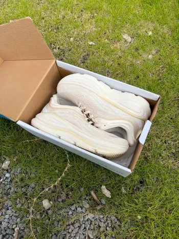 Tweedehands Hoka Bondi 9 Running Shoes