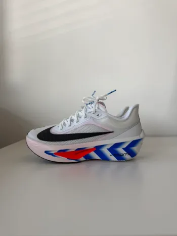 Used Nike Zoom Fly 6 Running Shoes
