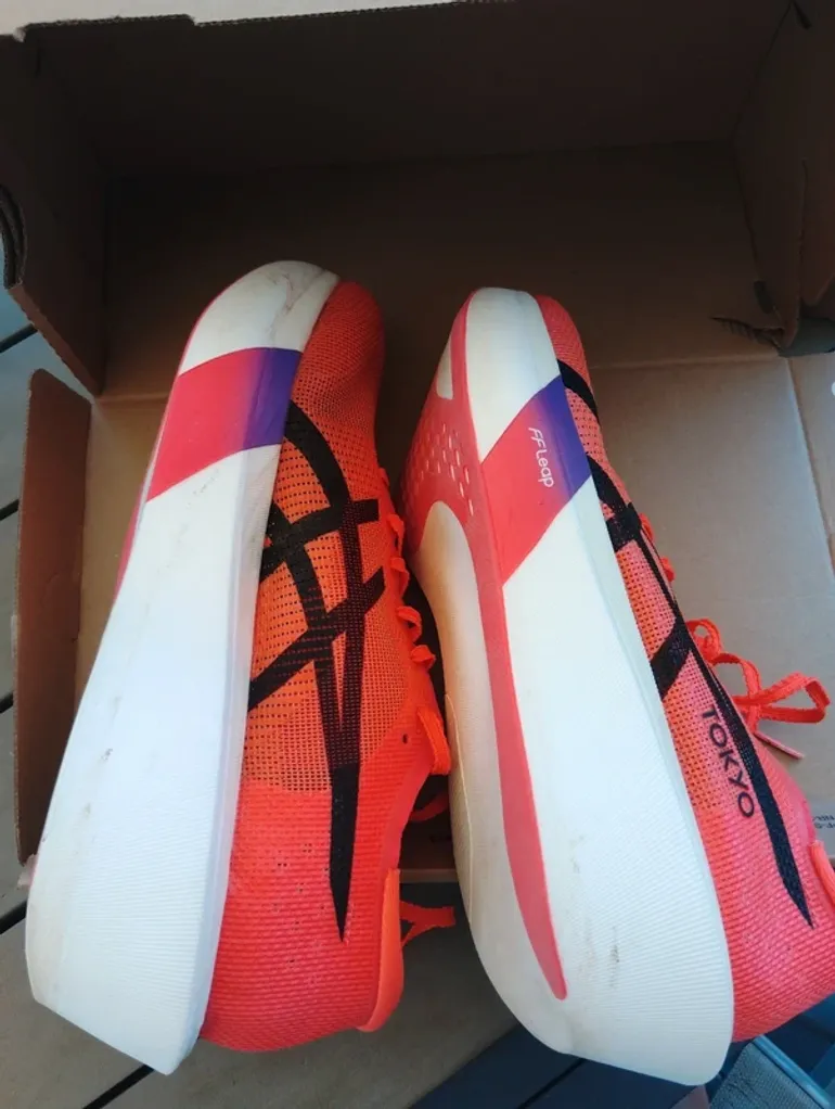 Used Asics Metaspeed Sky Tokyo bike — image 3 of 6