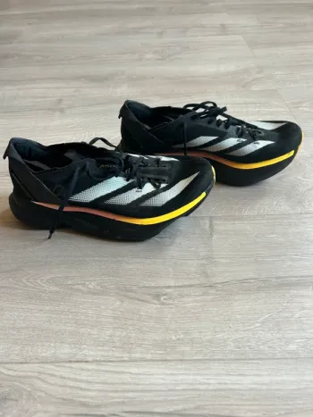 Used Adidas Adios Pro 3 bike — image 2 of 2