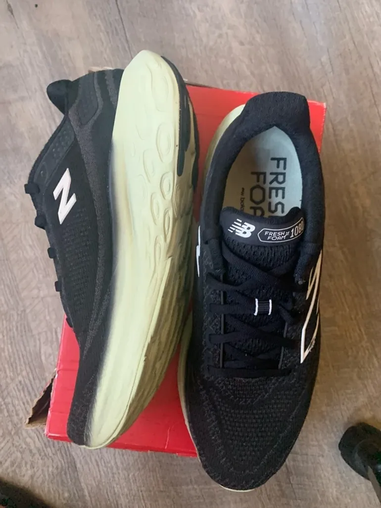 Used New Balance Running Shoes bike — image 4 of 6