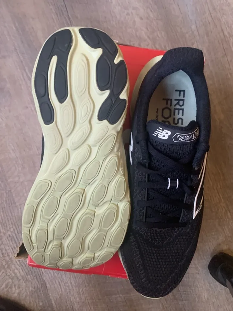 Used New Balance Running Shoes bike — image 5 of 6