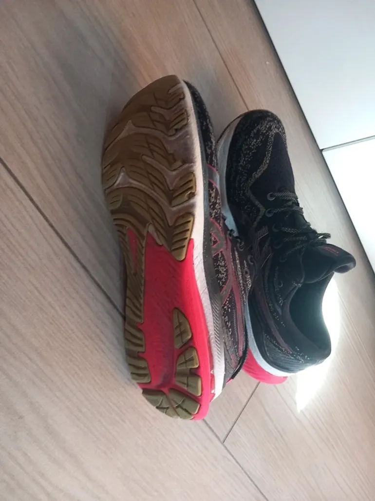 Used Asics Gel Kayano 29 bike — image 2 of 7
