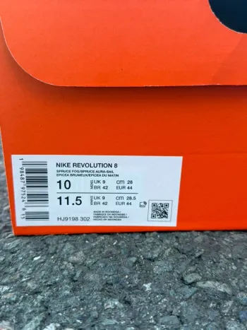 Used Nike Revolution 8 bike — image 4 of 4