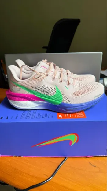 Used Pegasus Air Zoom 41 EK Running Shoes
