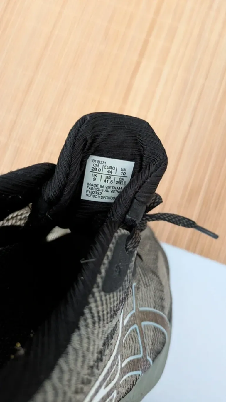 Used Asics Novablast 5 bike — image 6 of 6