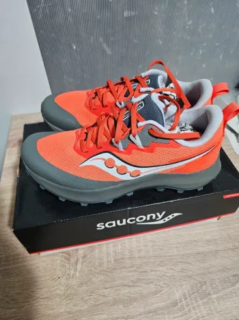 Used Saucony Peregrine 14 bike — image 4 of 7