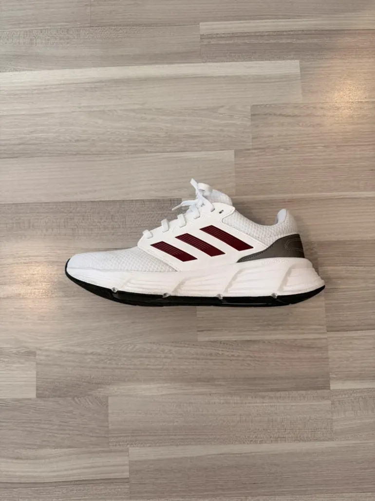Used Adidas Laufschuhe bike — image 3 of 4