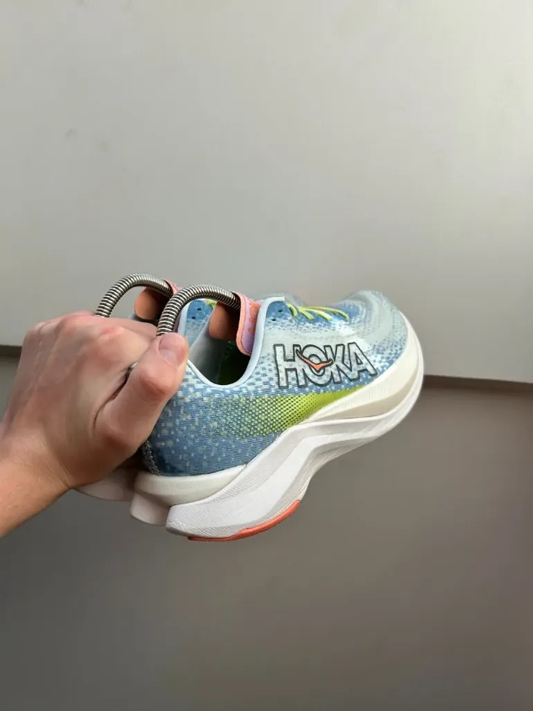 Used Hoka Mach X bike — image 3 of 14