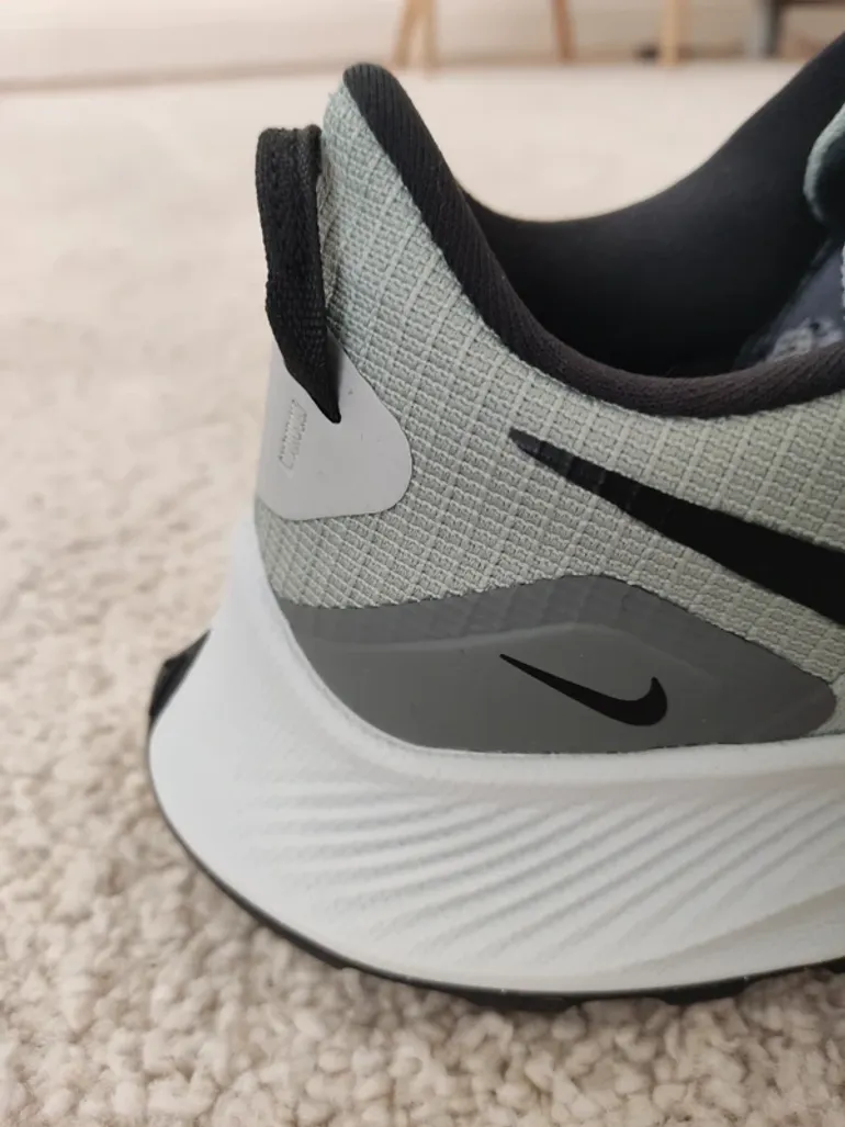 Gebrauchtes Hyper Nike Pegasus Trail 3 bike — Bild 4 von 10