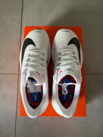 Used Nike Zoom Fly 6 bike — image 6 of 9