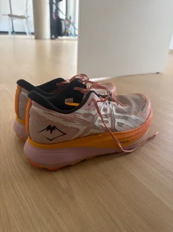 Brugt Asics Metafuji Trail Running Shoes