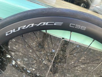 Brugt Shimano Dura Ace C36 2025 bike — billede 2 af 2