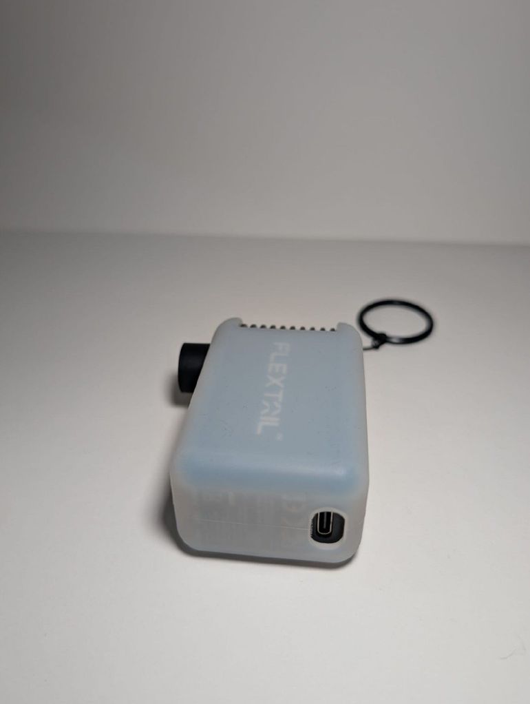 Used Flextail Tiny bike pump 110g bike — image 2 of 4