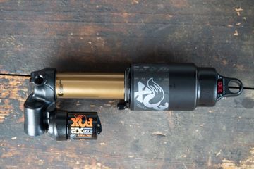Fox float x2 kashima trunnion 2024 bike de segunda mano — imagen 3 de 4