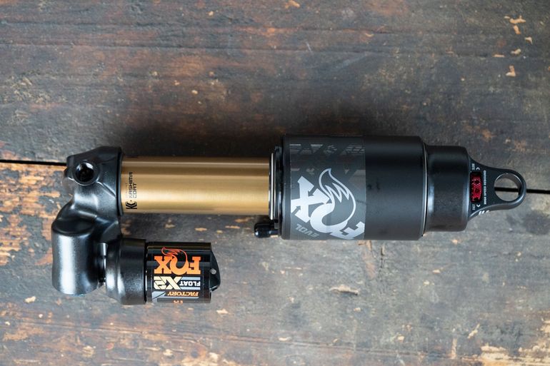 Fox float x2 kashima trunnion 2024 bike usato — immagine 3 di 4