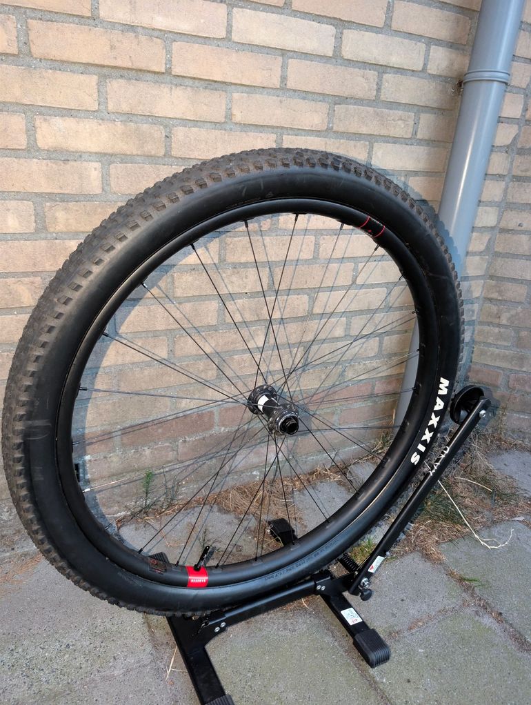 Used Reserve 28 xc 2024 bike — image 3 of 5