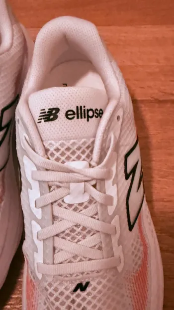 Used New Balance Ellipse Breathe Fresh Foam bike — image 4 of 10